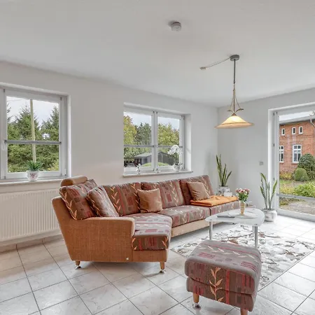 Casa vacanze 2 Bedroom Amazing In Ot Kluessend Metelsdorf
