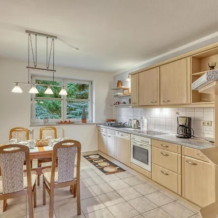 2 Bedroom Amazing In Ot Kluessend Casa vacanze *